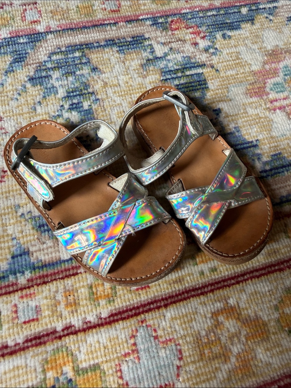 Kids freshly picked Holographic Strap Sandals - Silver Shine